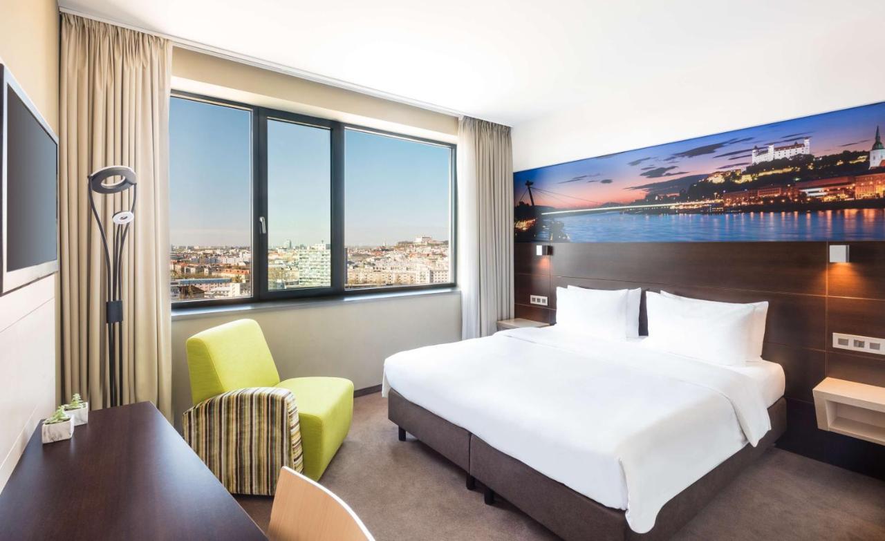 Lindner Hotel Bratislava, Part Of Jdv By Hyatt Exterior photo